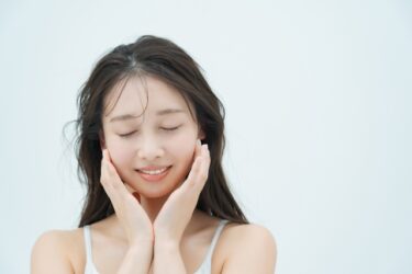 化粧水と乳液、適当に使っていませんか？ 役割を理解してスキンケアを効果的に！！